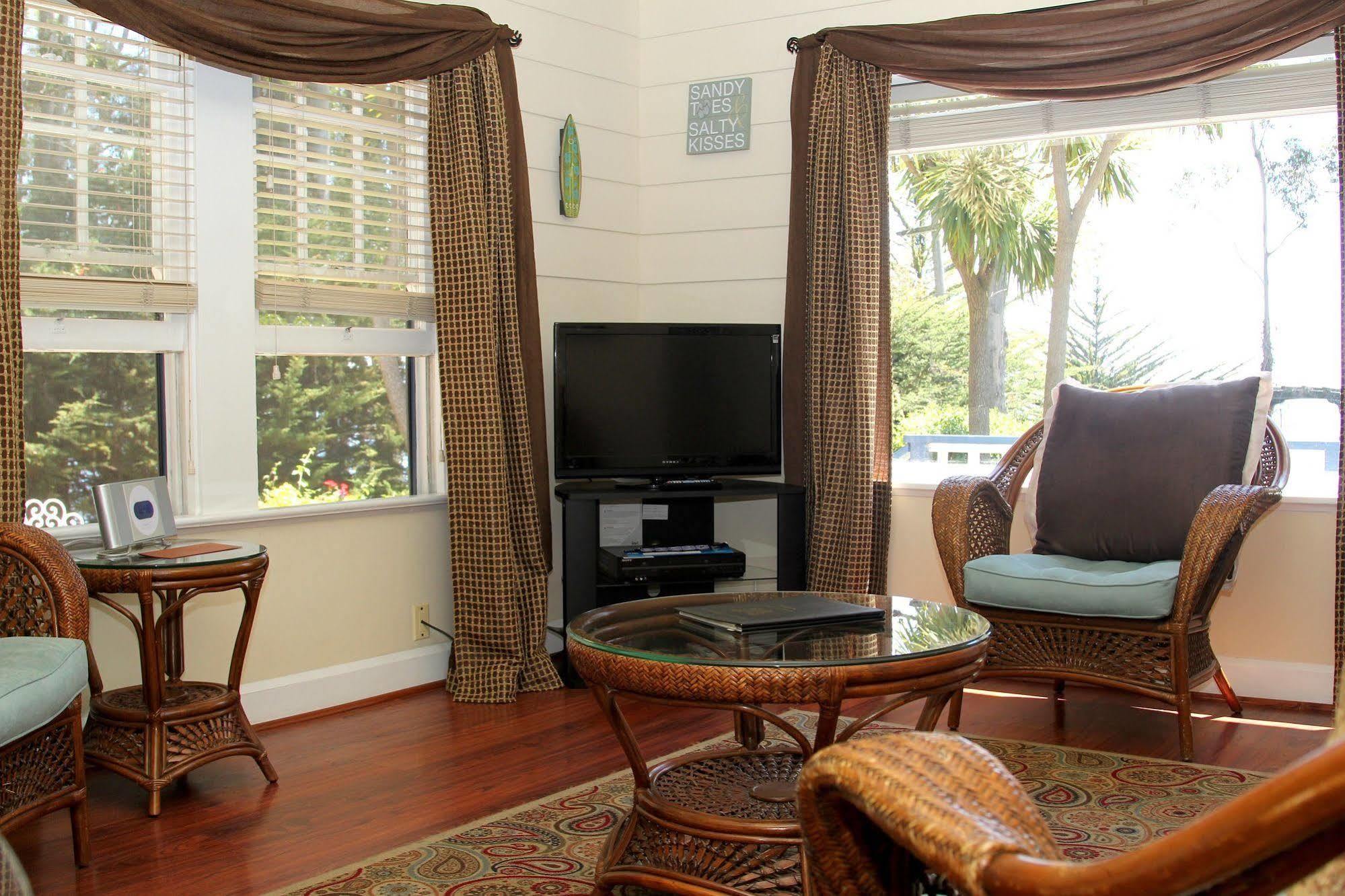 Monarch Cove Inn Capitola Bagian luar foto