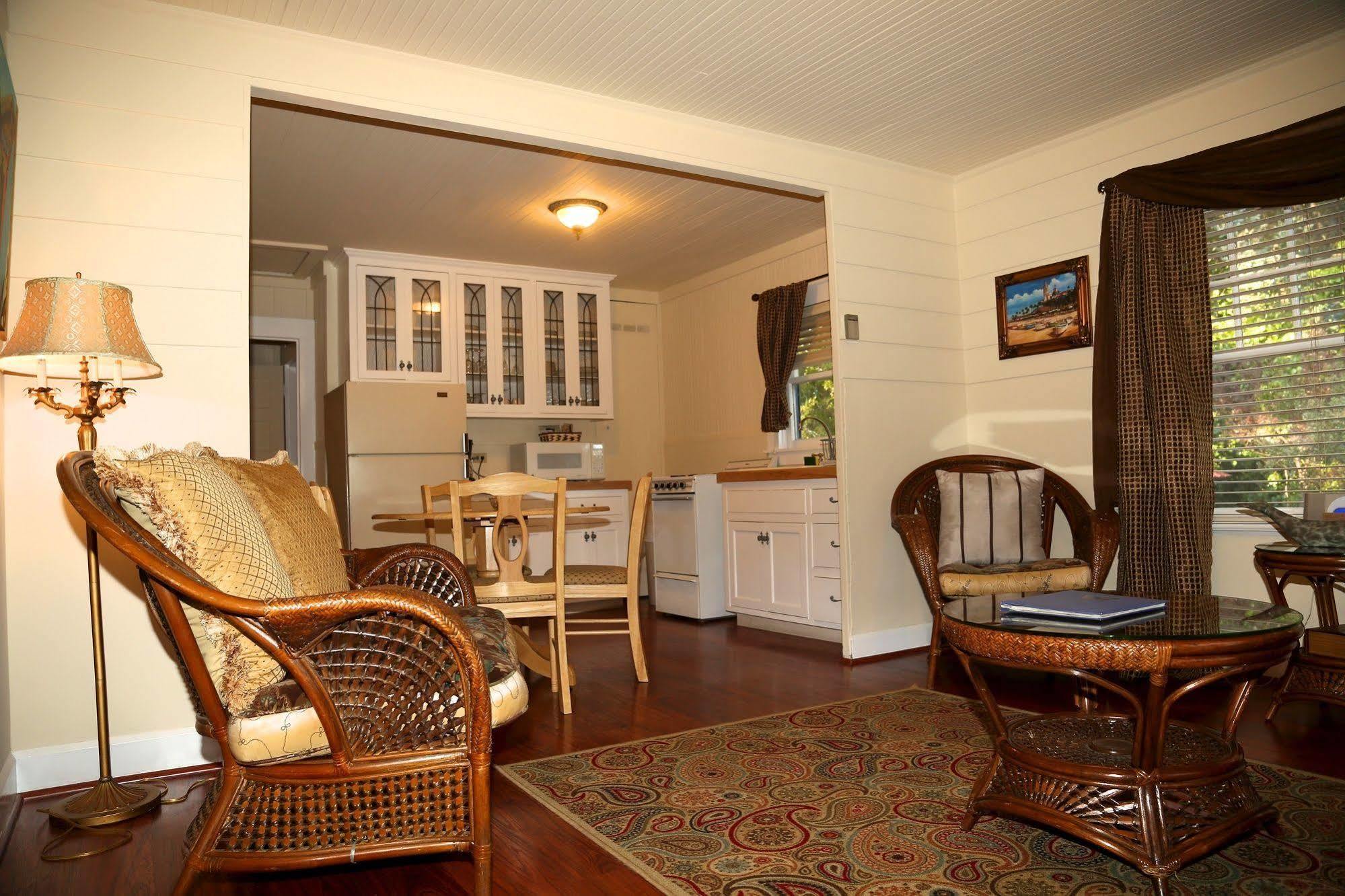 Monarch Cove Inn Capitola Bagian luar foto